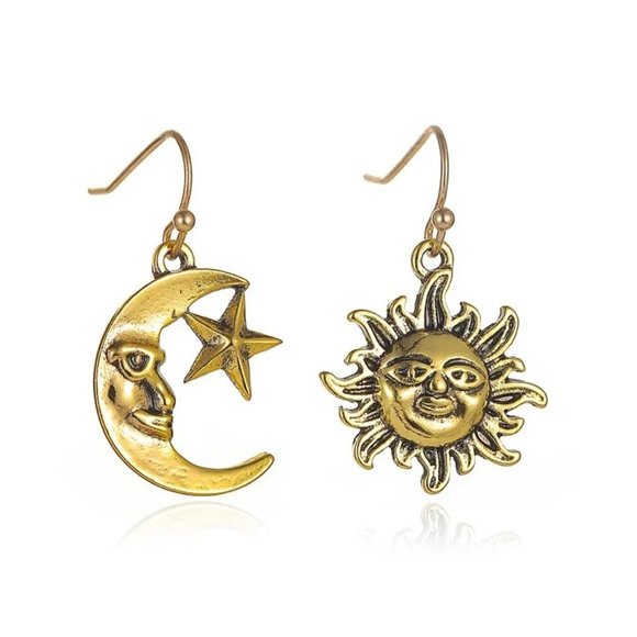 Ancient Aged Gold Celestial Crescent Moon & Sun Face Boho Dangle Earrings NEW - Picture 7 of 8